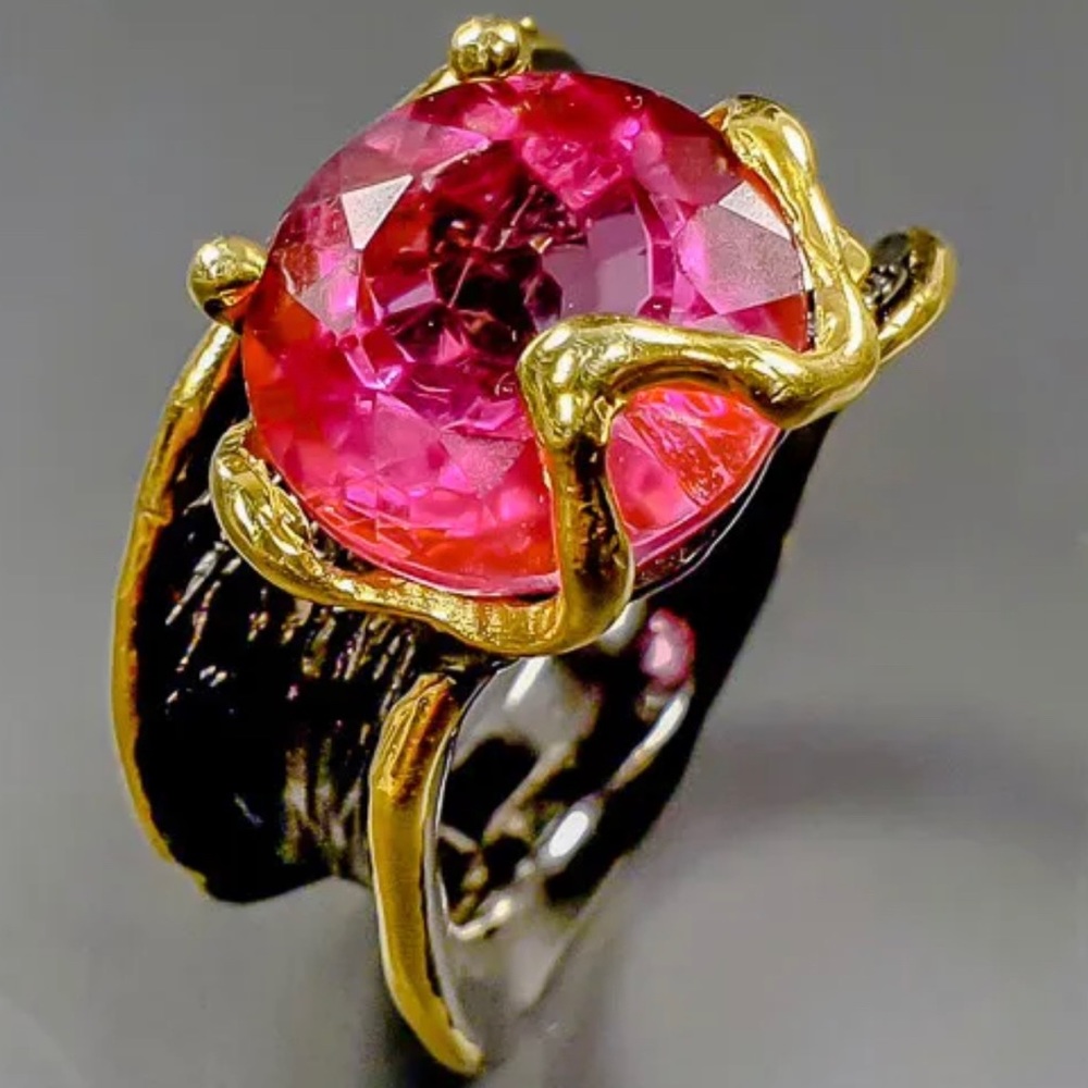 Breathtaking Pink Topaz Ring - Picture 1 of 13